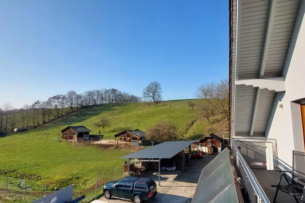Grosse Tolle 4 Zimmer Ferienwohnung Im Herzen Des Odenwaldes Mörlenbach Buitenkant foto