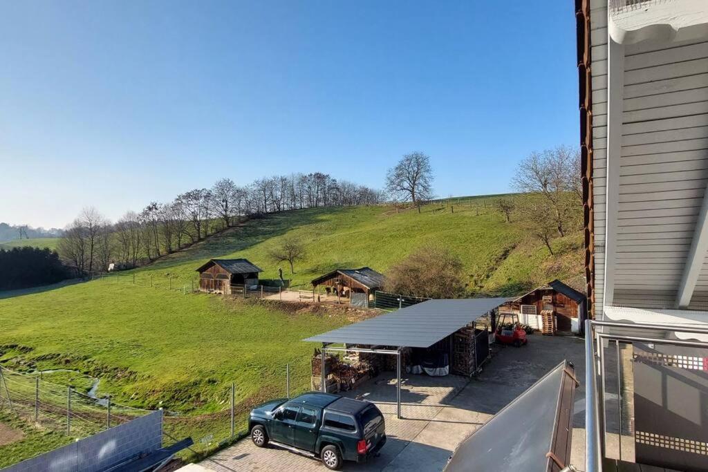 Grosse Tolle 4 Zimmer Ferienwohnung Im Herzen Des Odenwaldes Mörlenbach Buitenkant foto