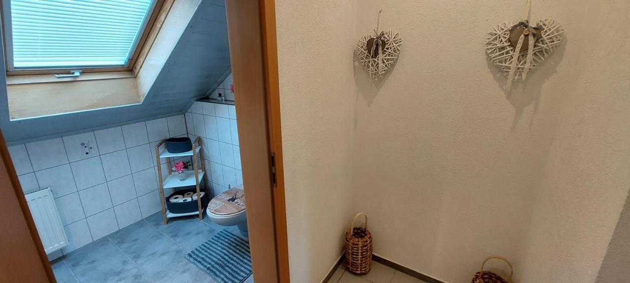 Grosse Tolle 4 Zimmer Ferienwohnung Im Herzen Des Odenwaldes Mörlenbach Buitenkant foto